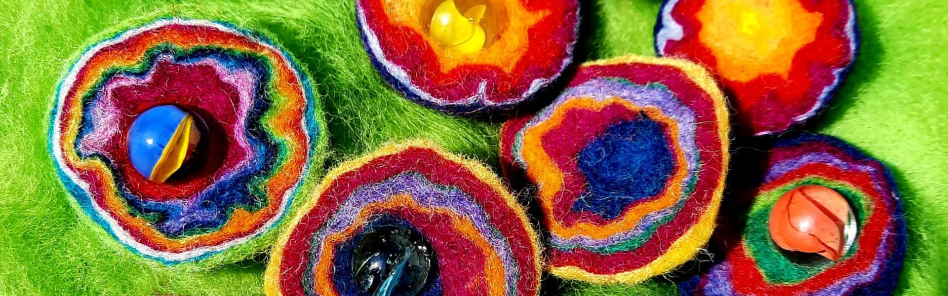 Blumen aus Filz